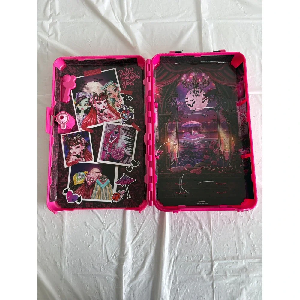 Monster High Draculaura Coffin Storage Case Pink Black Skull Accessory Box